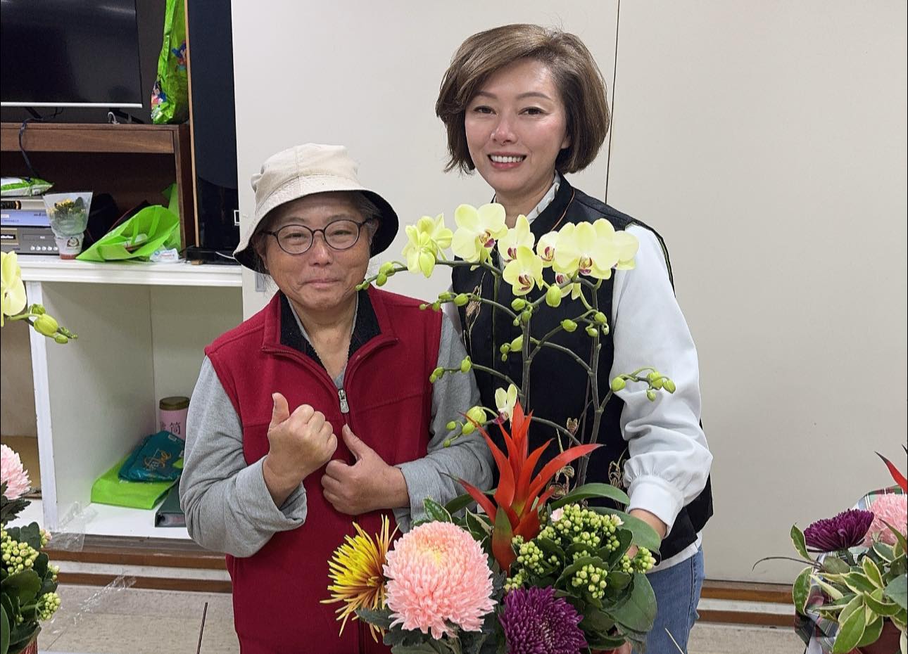 黃琤婷陪同地方會勘